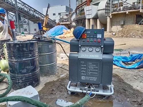 H5600液壓聚脲施工機(jī)器